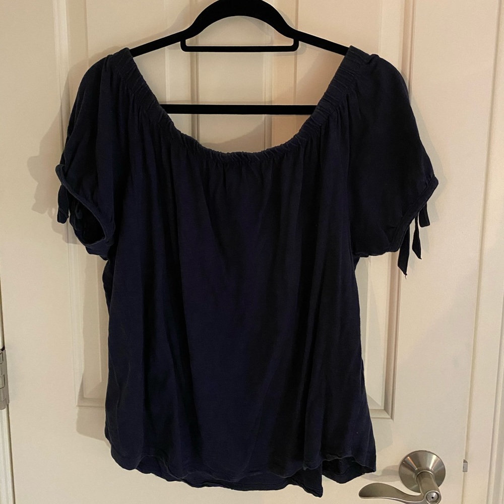 Blue off the shoulder American Eagle top